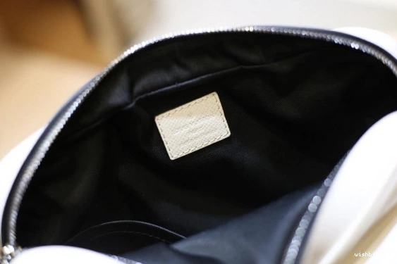 WIS Messenger Louis Vuitton 0715
